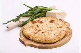 Пирог с зеленым луком и сыром